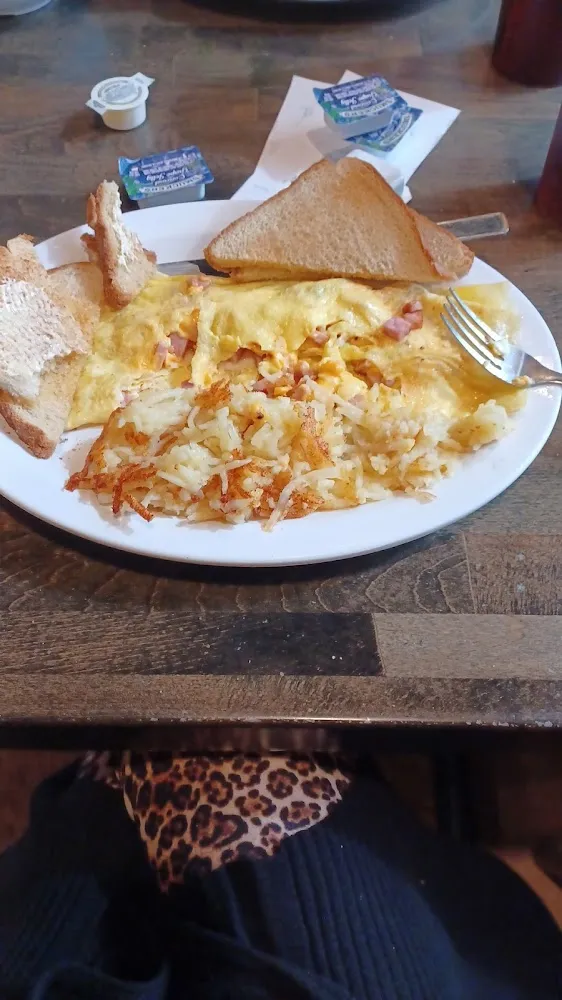Ham and Cheese Omelet and Hashbrowns