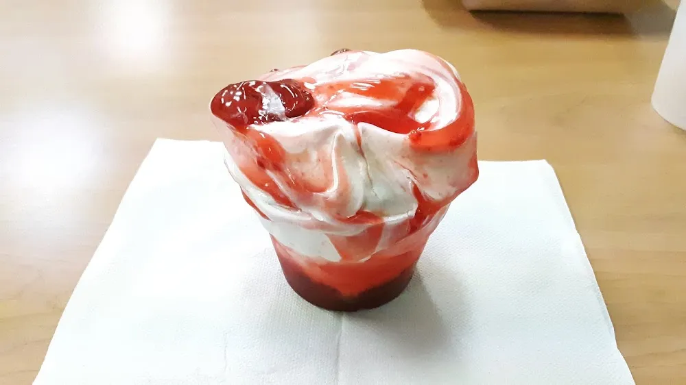 Strawberry Sundae